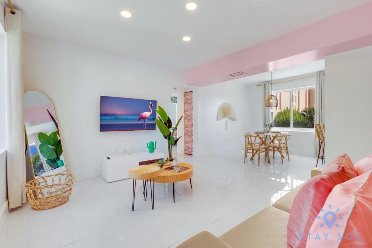 Free Parking, Bay View, Pool, Step To Beach Hollywood Ngoại thất bức ảnh