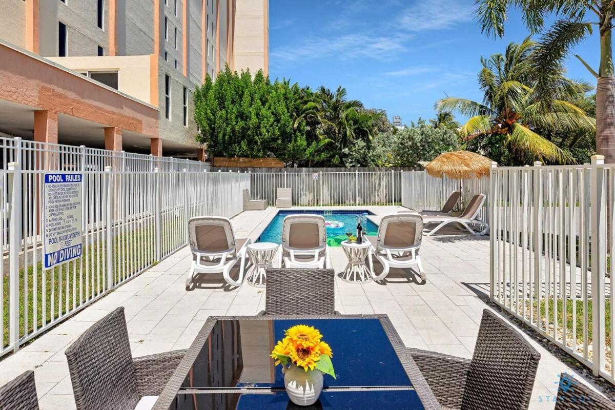 Free Parking, Bay View, Pool, Step To Beach Hollywood Ngoại thất bức ảnh