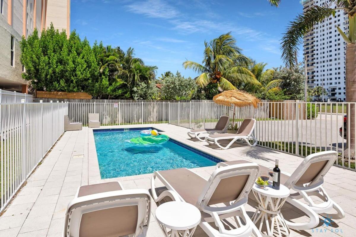 Free Parking, Bay View, Pool, Step To Beach Hollywood Ngoại thất bức ảnh
